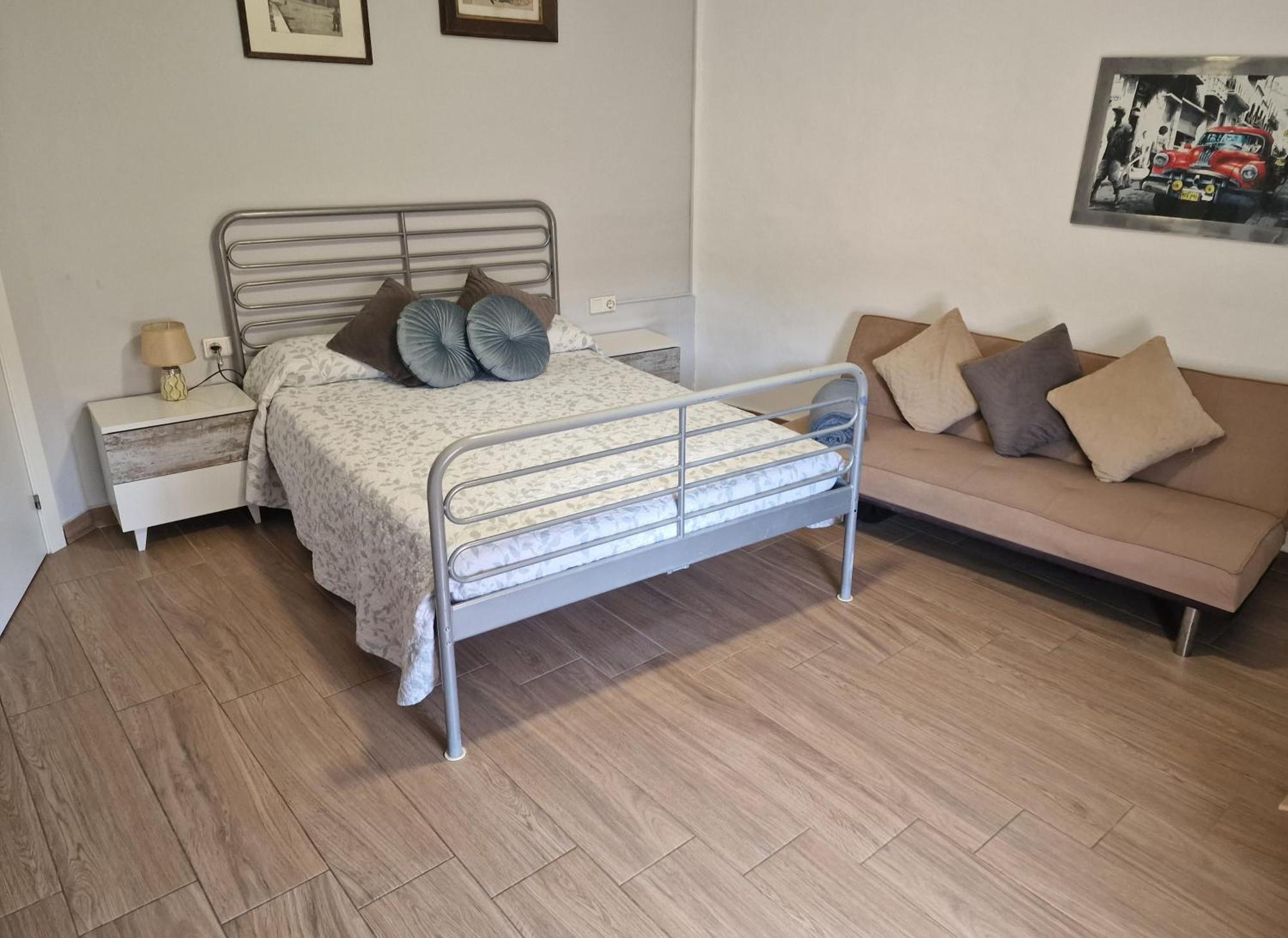 Newly Renovated Large Villa With Garden Castello d'Empuries Bagian luar foto
